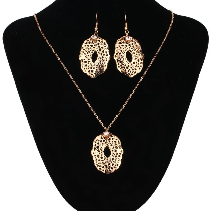 2017 New Arrival Wedding Jewelry Sets Fashion Rose Gold Hollow Pendant Statement Necklace & Crystal Drop Earrings Fine Jewelry
2017 New Arrival Wedding Jewelry Sets Fashion Rose Gold Hollow Pendant Statement Necklace & Crystal Drop Earrings Fine Jewelry
