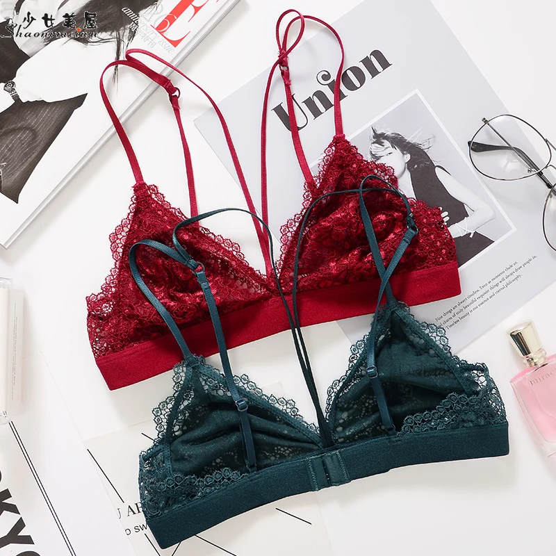 Sexy lace no steel ring no sponge bra super thin transparent tie with triangular cup underwear
Sexy lace no steel ring no sponge bra super thin transparent tie with triangular cup underwear