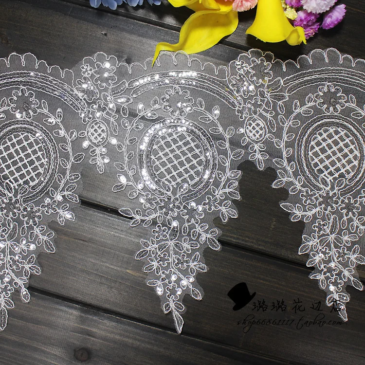 28cm Wide European Sequins Clothing Handmade DIY Accessories 3d Embroidered Lace Fabric Wedding Dress Materials Model Show
28cm Wide European Sequins Clothing Handmade DIY Accessories 3d Embroidered Lace Fabric Wedding Dress Materials Model Show