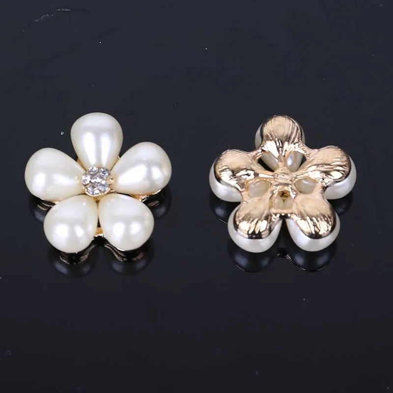 2016New 50Pcs Pearl Rhinestone Flower Buttons Embellishment DIY hair Accessories ZJ71
2016New 50Pcs Pearl Rhinestone Flower Buttons Embellishment DIY hair Accessories ZJ71