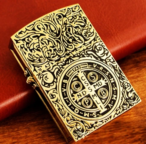 XGQ zorr brand 3 color copper constantine lighters 78*51*17mm Four sides carve 1:1
XGQ zorr brand 3 color copper constantine lighters 78*51*17mm Four sides carve 1:1