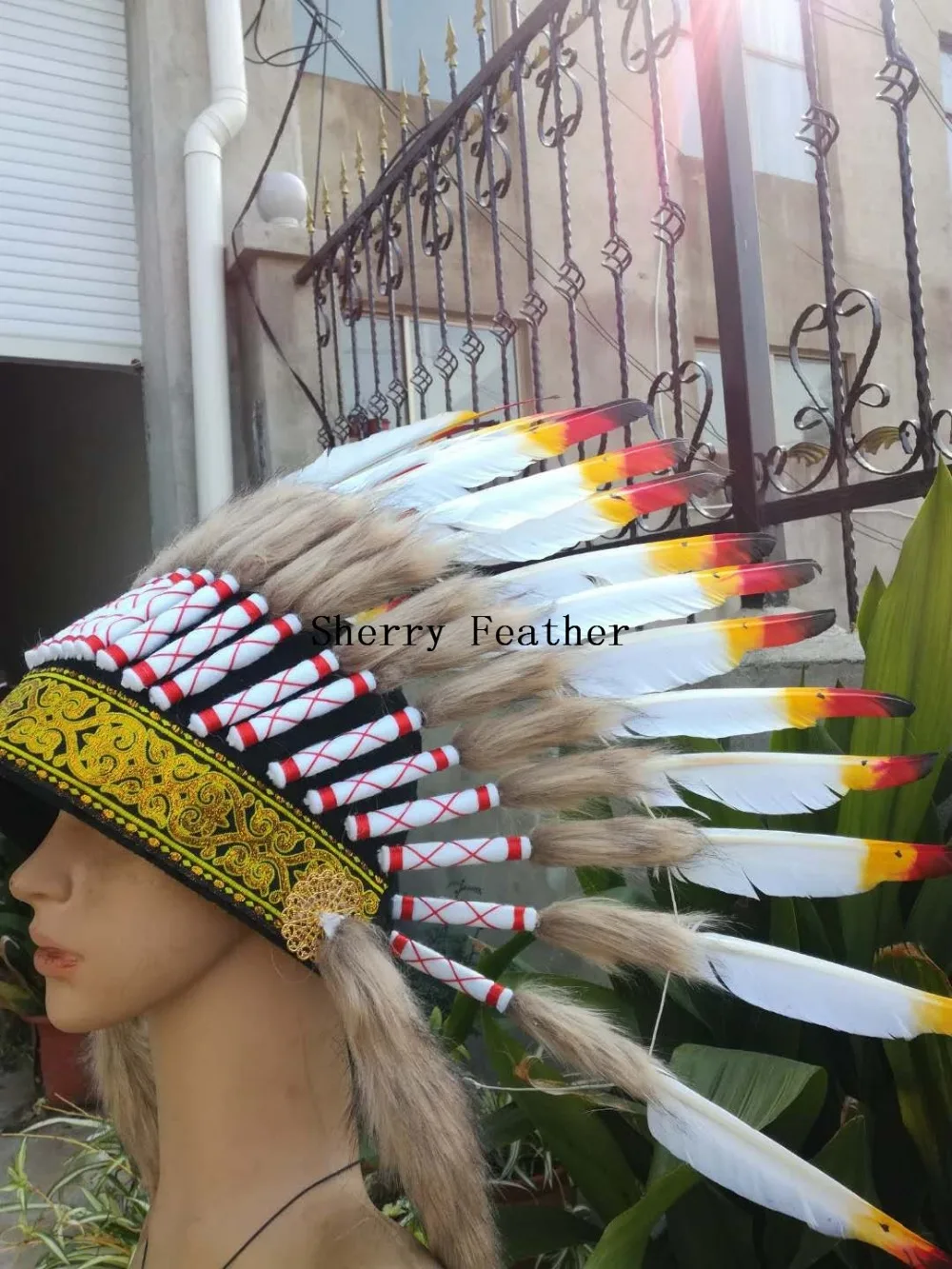 Indian Feather headdress war bonnet american costume indian chief feather bonnet halloween costume
Indian Feather headdress war bonnet american costume indian chief feather bonnet halloween costume