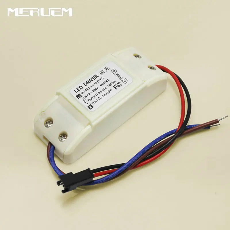 1pcs Dimmable LED Driver LED power supply 5-15w 300ma 15-54v output led bulb light downlight lamp spotlight driver
1pcs Dimmable LED Driver LED power supply 5-15w 300ma 15-54v output led bulb light downlight lamp spotlight driver