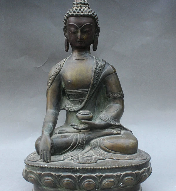 13" China Buddhism Temple Bronze Shakyamuni Tathagata Buddha Hold Pot Jar Statue
13" China Buddhism Temple Bronze Shakyamuni Tathagata Buddha Hold Pot Jar Statue