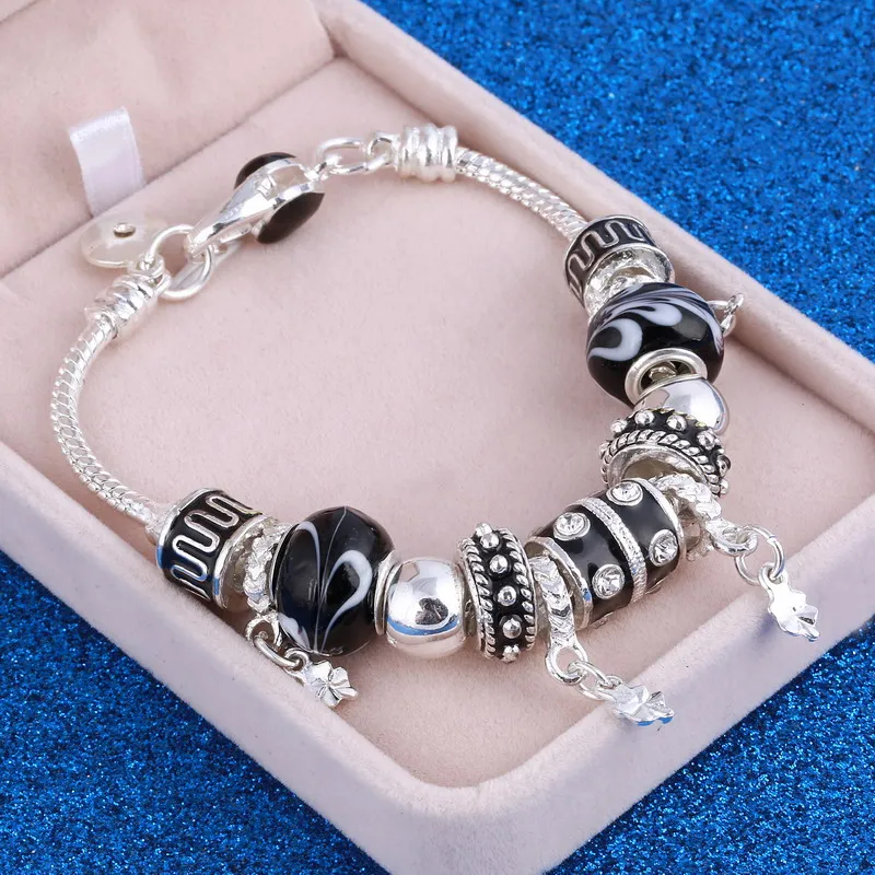 2019 Antique Silver Plated Heart Pan Charm Bracelet Crystal Flower Bead Bracelets & Bangles for Women Jewelry Gift Wholesale
2019 Antique Silver Plated Heart Pan Charm Bracelet Crystal Flower Bead Bracelets & Bangles for Women Jewelry Gift Wholesale