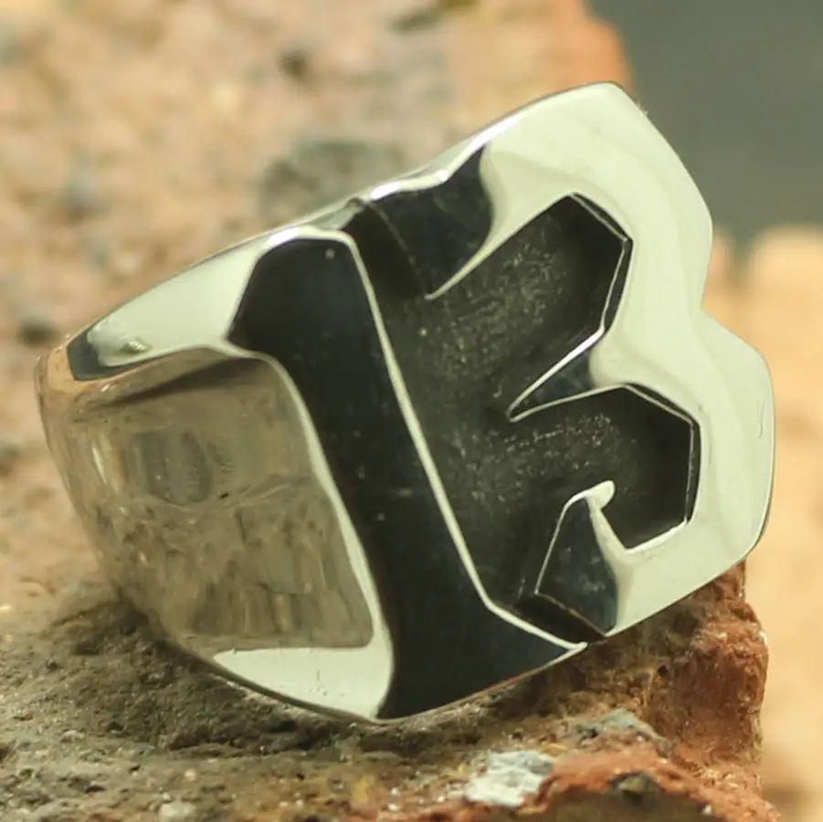 Size 6 to Size 15 Mens Boys Punk Gothic Punk Gothic Lucky Number 13 Ring Newest Design
Size 6 to Size 15 Mens Boys Punk Gothic Punk Gothic Lucky Number 13 Ring Newest Design