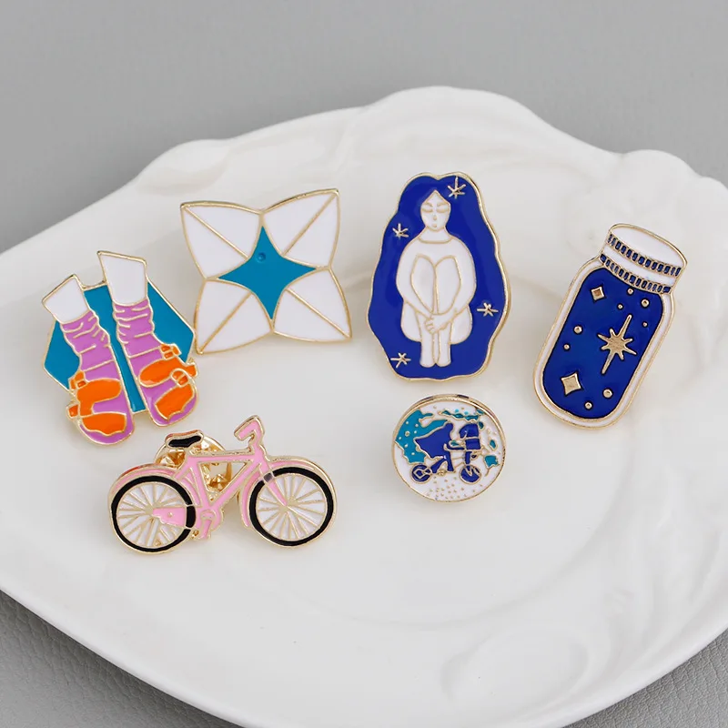 Cartoon Brooch Bicycle Girl Shoes Origami Wishing bottle Travel around the world Enamel Pins Denim Jackets Hat Lapel Pin Badges
Cartoon Brooch Bicycle Girl Shoes Origami Wishing bottle Travel around the world Enamel Pins Denim Jackets Hat Lapel Pin Badges