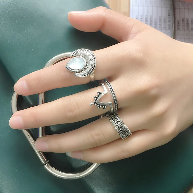 Фото Богемное ретро кольцо с опалом Луной и хвостом цыганское комплект из четырех