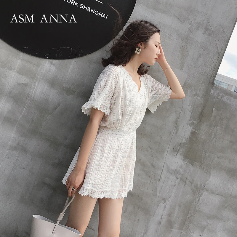 2018 Summer New Style Embroidered Pleated Women Jumpsuits Women Romper in Black 3248
2018 Summer New Style Embroidered Pleated Women Jumpsuits Women Romper in Black 3248