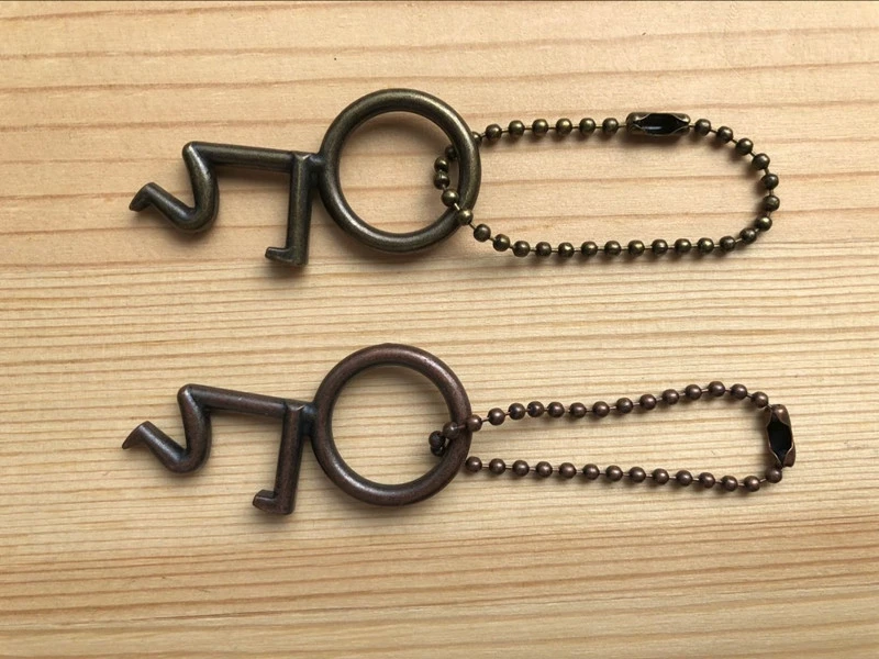 50pcs/lot New Creative Kirsite Ring Beer Bottle Opener with keyring keyring Man style Keychain openers
50pcs/lot New Creative Kirsite Ring Beer Bottle Opener with keyring keyring Man style Keychain openers