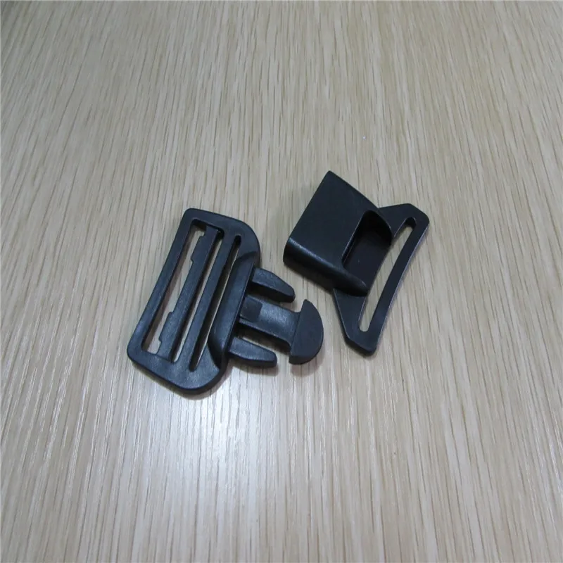 38MM BUCKLE PLASTIC