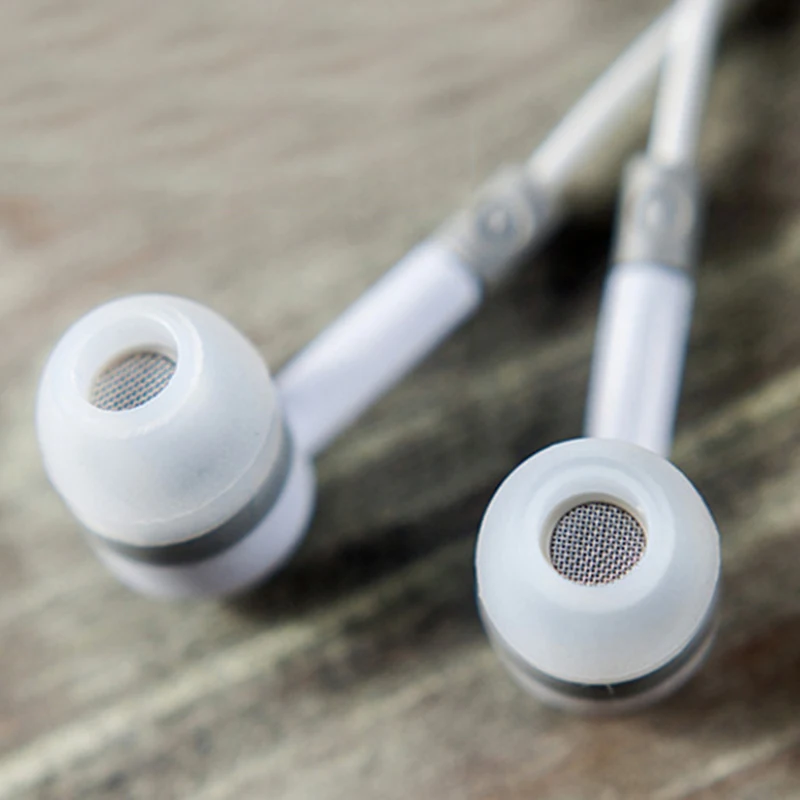Wired Earbuds Headphones 3.5mm In Ear Earphone Earpiece With Mic Stereo Headset 5 Color For Samsung Xiaomi Phone Computer
Wired Earbuds Headphones 3.5mm In Ear Earphone Earpiece With Mic Stereo Headset 5 Color For Samsung Xiaomi Phone Computer