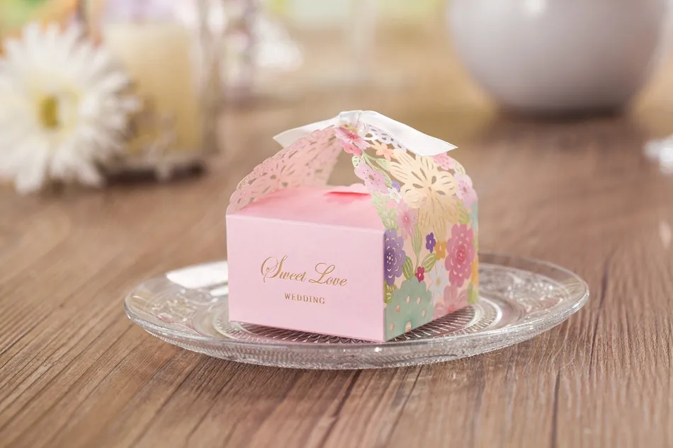 100X WISHMADE 2.76"x2.76"x2.67" Blush Pink Floral Laser Cut Candy Box Party Favors Box for Wedding Engagement Party CB5031
100X WISHMADE 2.76"x2.76"x2.67" Blush Pink Floral Laser Cut Candy Box Party Favors Box for Wedding Engagement Party CB5031