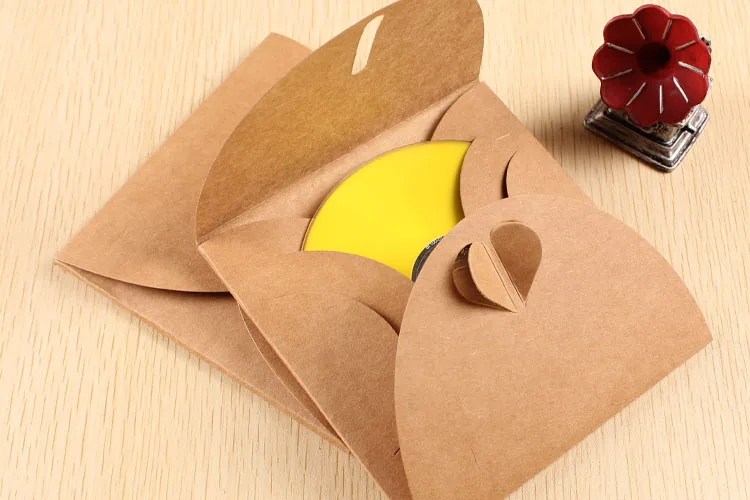 10pcs Kraft single CD case CD bag Quality Kraft Paper DVD Bags Cover Envelope DVD box Sleeve Holding 1-3 DJ Discs Wholesale
10pcs Kraft single CD case CD bag Quality Kraft Paper DVD Bags Cover Envelope DVD box Sleeve Holding 1-3 DJ Discs Wholesale