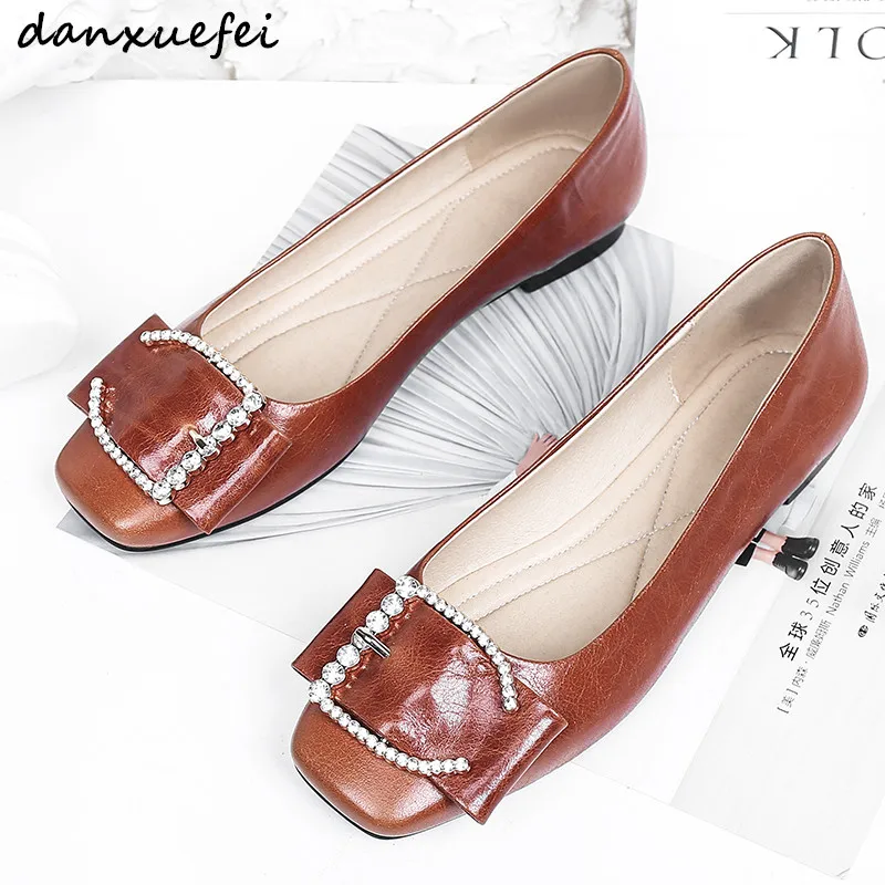 Women's genuine leather slip-on ballet flats leisure soft comfortable espadrilles Rhinestone metal buckle female single shoes
Women's genuine leather slip-on ballet flats leisure soft comfortable espadrilles Rhinestone metal buckle female single shoes