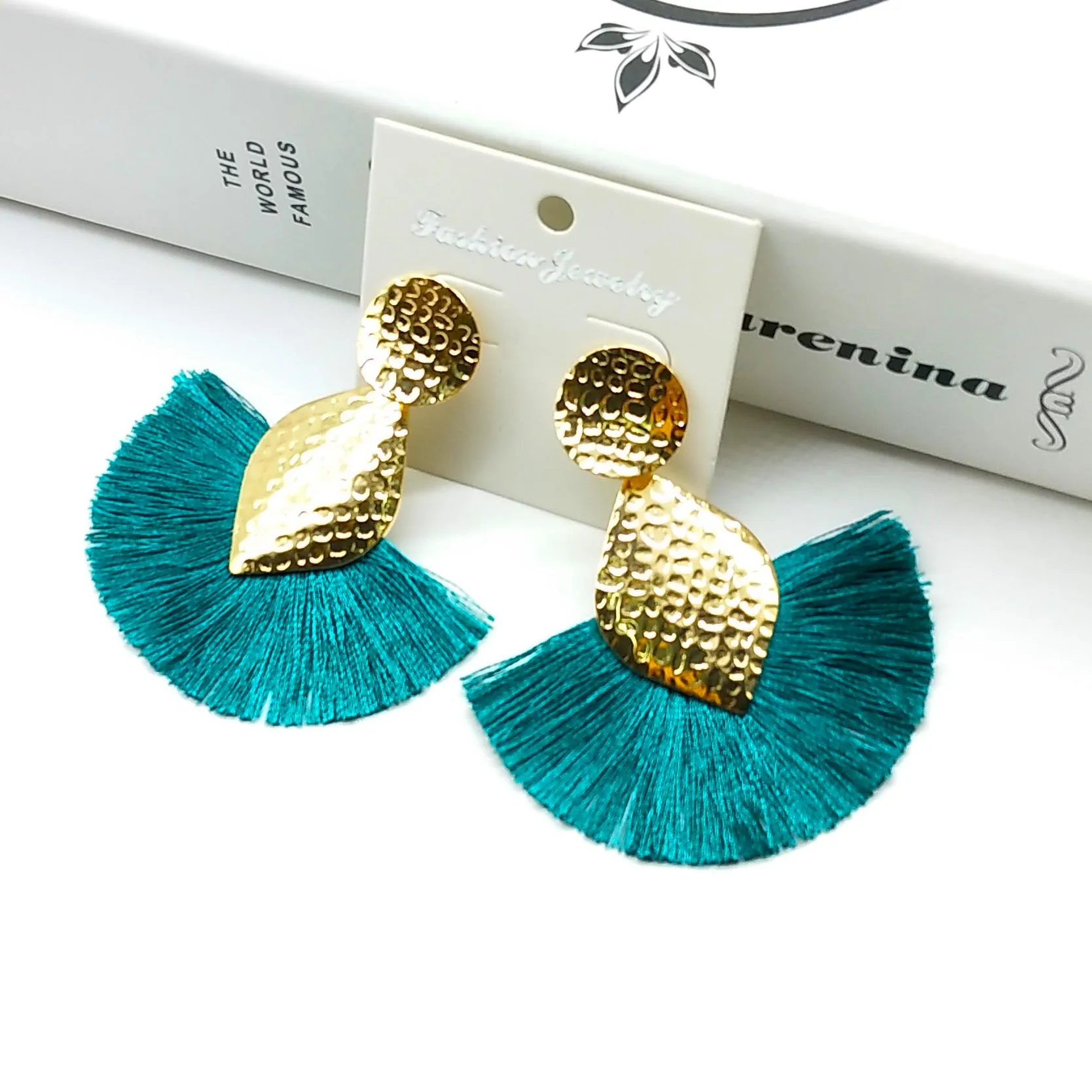 New Tassel Earrings Fringe Earings Holiday Female Summer Bohemian Hanging Drop Earrings for Women Jewelry Pendientes oorbellen
New Tassel Earrings Fringe Earings Holiday Female Summer Bohemian Hanging Drop Earrings for Women Jewelry Pendientes oorbellen