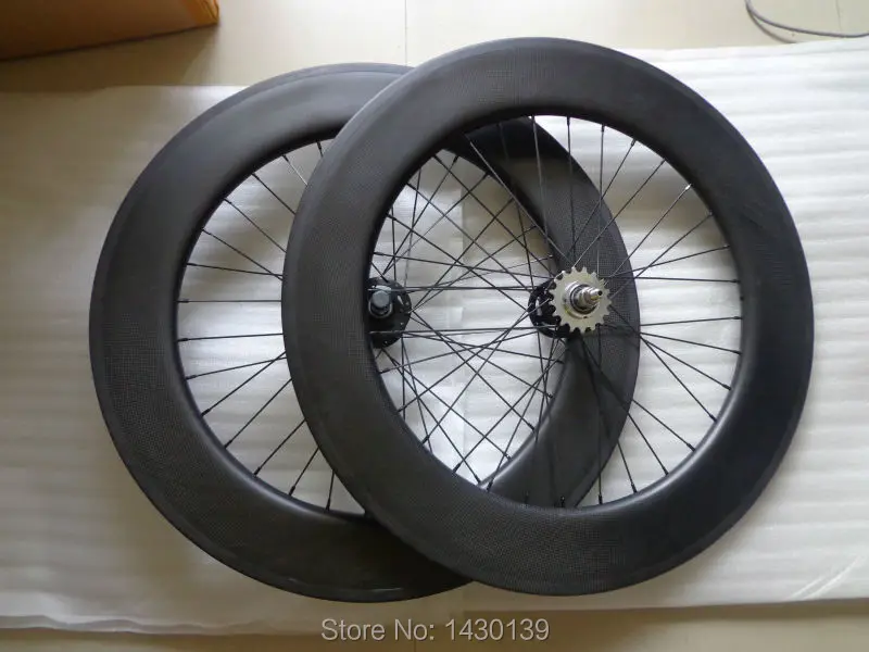 1pair 700C 88mm clincher rim Fixed Gear Bike carbon wheelset 3K full carbon bicycle wheelset with Fixed Gear hubs matt finish
1pair 700C 88mm clincher rim Fixed Gear Bike carbon wheelset 3K full carbon bicycle wheelset with Fixed Gear hubs matt finish