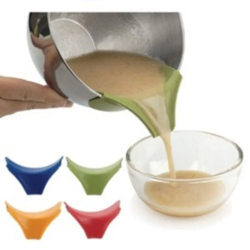 Creative Kitchen Tools Anti Leakage Kitchen Pot Round Deflector Edge Liquid Silicone Funnel 4 Colors YL35
Creative Kitchen Tools Anti Leakage Kitchen Pot Round Deflector Edge Liquid Silicone Funnel 4 Colors YL35