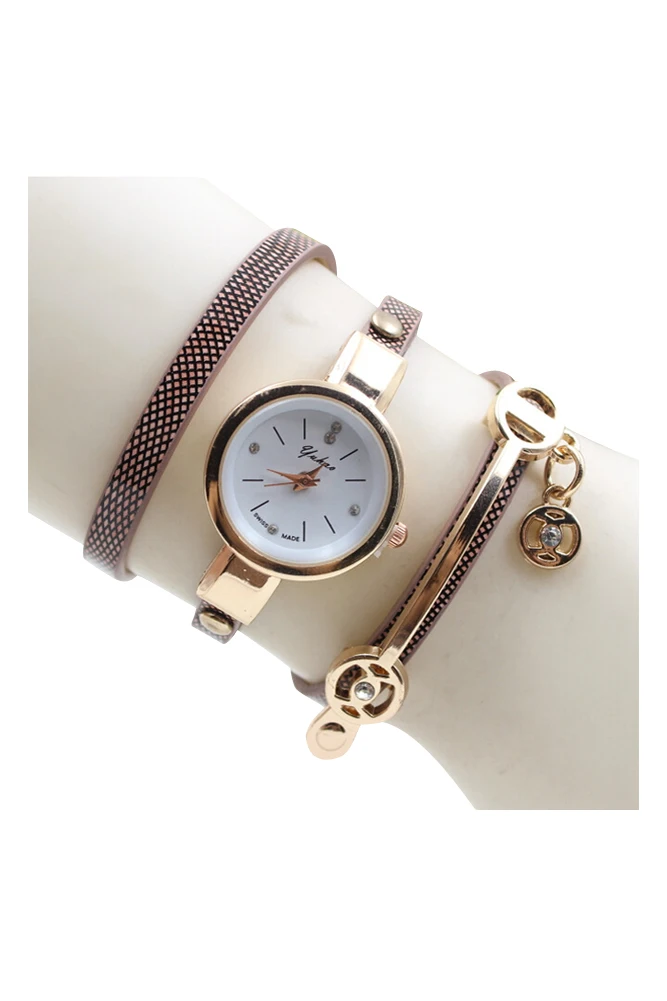 YCYS!Best seller Free Shipping Fashion elegant Women Faux Leather Analog Quartz Wrist Watch relogio masculino
YCYS!Best seller Free Shipping Fashion elegant Women Faux Leather Analog Quartz Wrist Watch relogio masculino