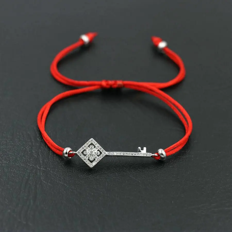 Chic Thin Red Rope Thread String Bracelet Silver Color Inlay Crystal Zircon Love Key Bracelet Girl Couples Lucky Jewelry Gift
Chic Thin Red Rope Thread String Bracelet Silver Color Inlay Crystal Zircon Love Key Bracelet Girl Couples Lucky Jewelry Gift