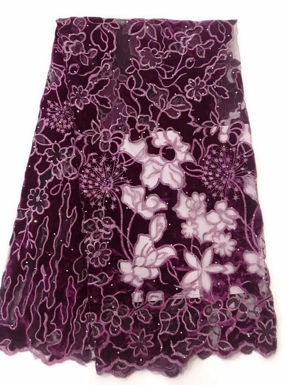 African lace and stone velvet fabric high quality tulle lace 2018 new arrival wedding dress design in Nigeria
African lace and stone velvet fabric high quality tulle lace 2018 new arrival wedding dress design in Nigeria