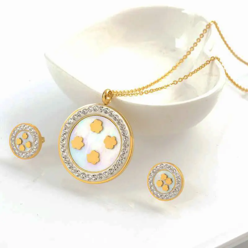CZ Woman Jewelry Set Crystal Stainless Steel Gold Plating Shell Earring Flower Pendant Necklace Female Luxury Brand Accessory
CZ Woman Jewelry Set Crystal Stainless Steel Gold Plating Shell Earring Flower Pendant Necklace Female Luxury Brand Accessory
