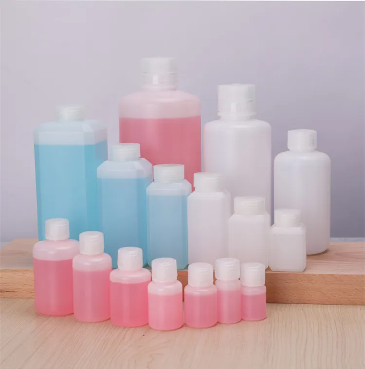 Round Square Empty plastic bottle with screw cap translucent storage container HDPE cosmetic packaging bottles 1PCS
Round Square Empty plastic bottle with screw cap translucent storage container HDPE cosmetic packaging bottles 1PCS