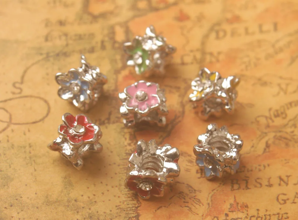 Free Shipping Whole Sales 100PCS Rhinestone Enamel Inner Thread European Beads Fit Charm Bracelet
Free Shipping Whole Sales 100PCS Rhinestone Enamel Inner Thread European Beads Fit Charm Bracelet