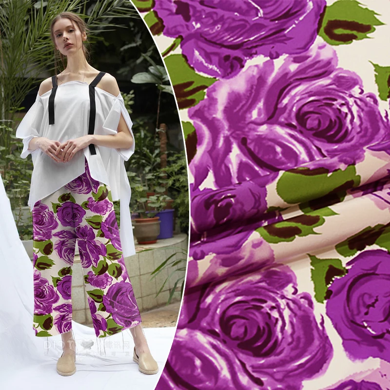 16mm silk printed crepe de Chine skirt clothing wide-leg pants catwalk clothing silk fabric 100% silk printed fabric
16mm silk printed crepe de Chine skirt clothing wide-leg pants catwalk clothing silk fabric 100% silk printed fabric