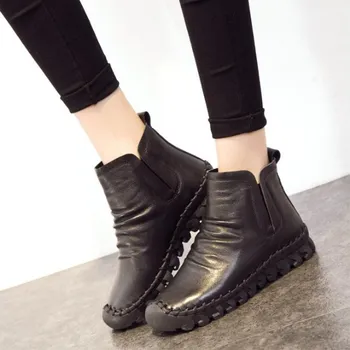 Casual leather Women's boots The new Retro autumn winter fashion heavy-bottomed classic black shoes Comfortable soft booties
Casual leather Women's boots The new Retro autumn winter fashion heavy-bottomed classic black shoes Comfortable soft booties