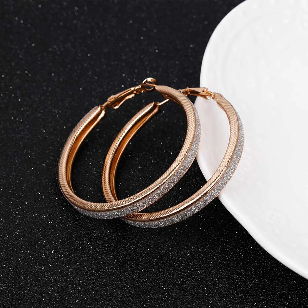 2018 The new Korean version of the trend of European and American big rock and roll exaggerated scrub ring earrings jewelry
2018 The new Korean version of the trend of European and American big rock and roll exaggerated scrub ring earrings jewelry