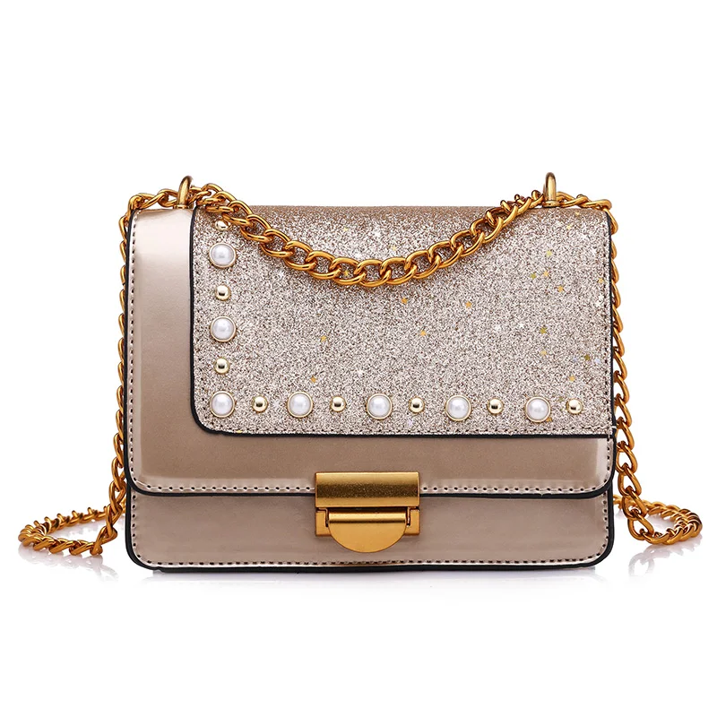 2018 Fashion Women Rivet Pearl Shoulder Bag Famous design Patent Leather Lady Small Female Patchwork bags messenger Chain Bags
2018 Fashion Women Rivet Pearl Shoulder Bag Famous design Patent Leather Lady Small Female Patchwork bags messenger Chain Bags