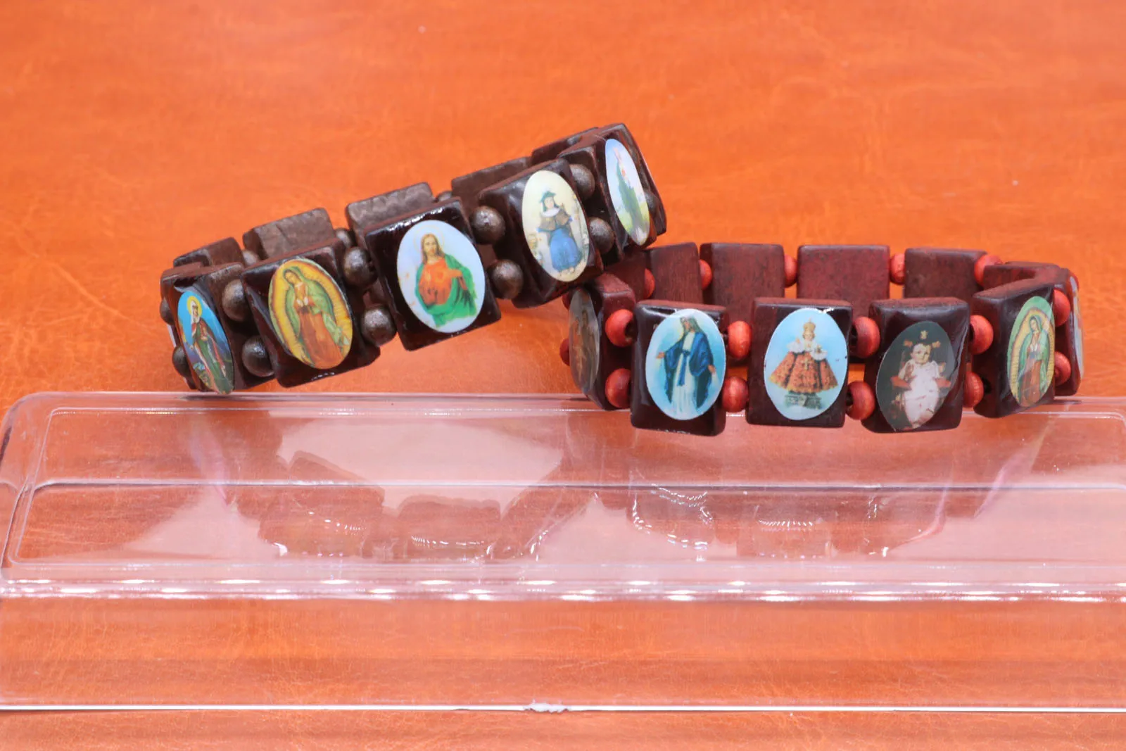 Wholesale Classic 60pcs Elastic Rosewood with Brown Bracelet, Small Square Catholic Icon.
Wholesale Classic 60pcs Elastic Rosewood with Brown Bracelet, Small Square Catholic Icon.