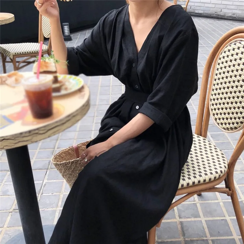 New 2019 Women's Summer Cotton Linen Pleated Maxi Long Dresses Casual Loose Lace Up V-neck White Dress Elegant Ladies Sundress
New 2019 Women's Summer Cotton Linen Pleated Maxi Long Dresses Casual Loose Lace Up V-neck White Dress Elegant Ladies Sundress