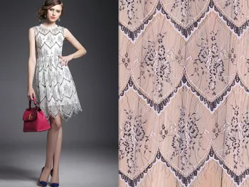 2018 summer French lace fabric Full flower eyelash edge DIY dress wedding dress embroidered High quality Tulle lace fabric
2018 summer French lace fabric Full flower eyelash edge DIY dress wedding dress embroidered High quality Tulle lace fabric