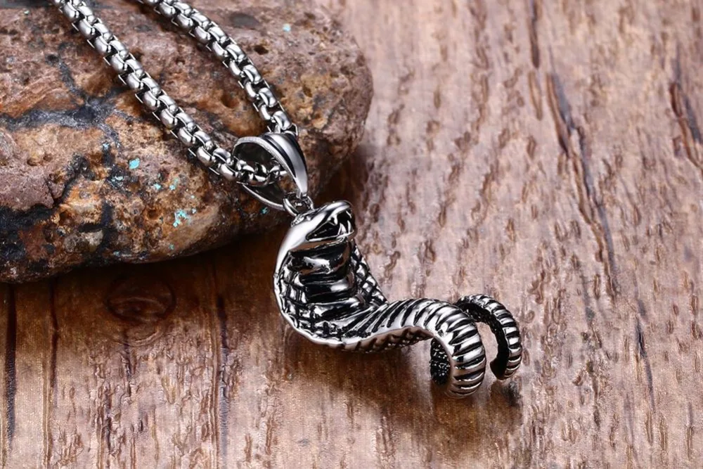 "CobraNeck" - Stainless steel necklace 4