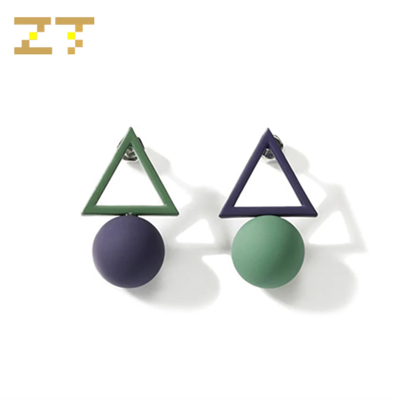 Hot Sale Trendy Simple Geometric Triangle Green Blue Asymmetric Color Round Ball Stud Earring for Women Jewelry Brinco Oorbellen
Hot Sale Trendy Simple Geometric Triangle Green Blue Asymmetric Color Round Ball Stud Earring for Women Jewelry Brinco Oorbellen