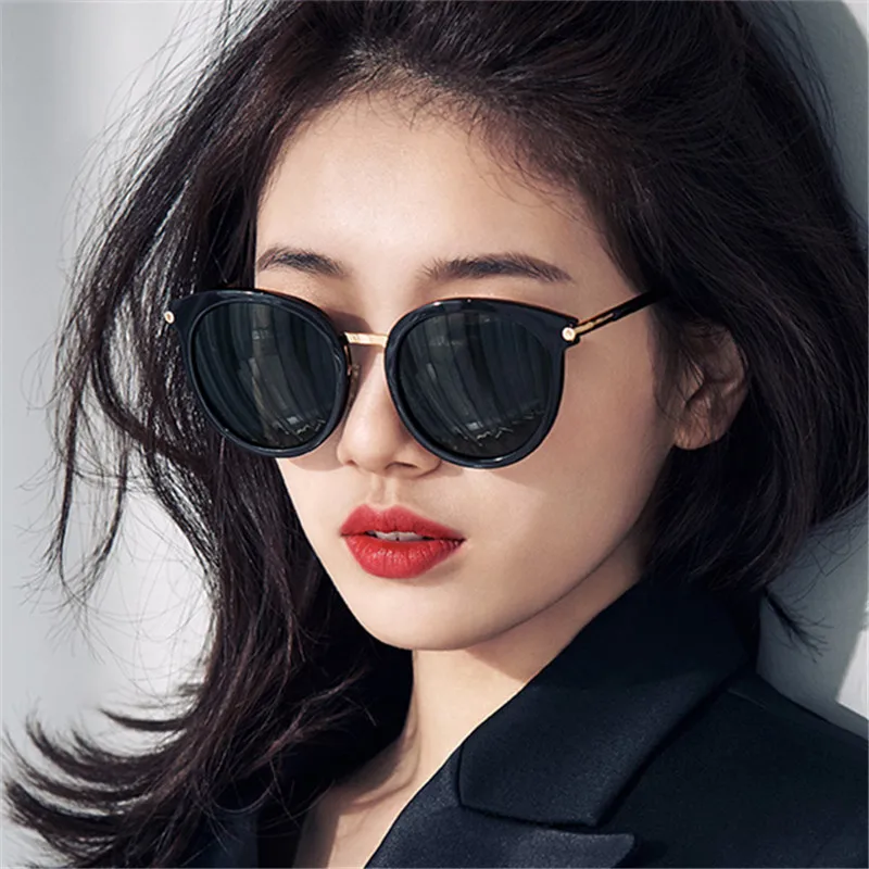Luxury Round Sunglasses Women Brand Designer Cat Eye Retro Light Sunglasses Mirror Sun Glasses Female 2019 Zonnebril Dames UV400
Luxury Round Sunglasses Women Brand Designer Cat Eye Retro Light Sunglasses Mirror Sun Glasses Female 2019 Zonnebril Dames UV400