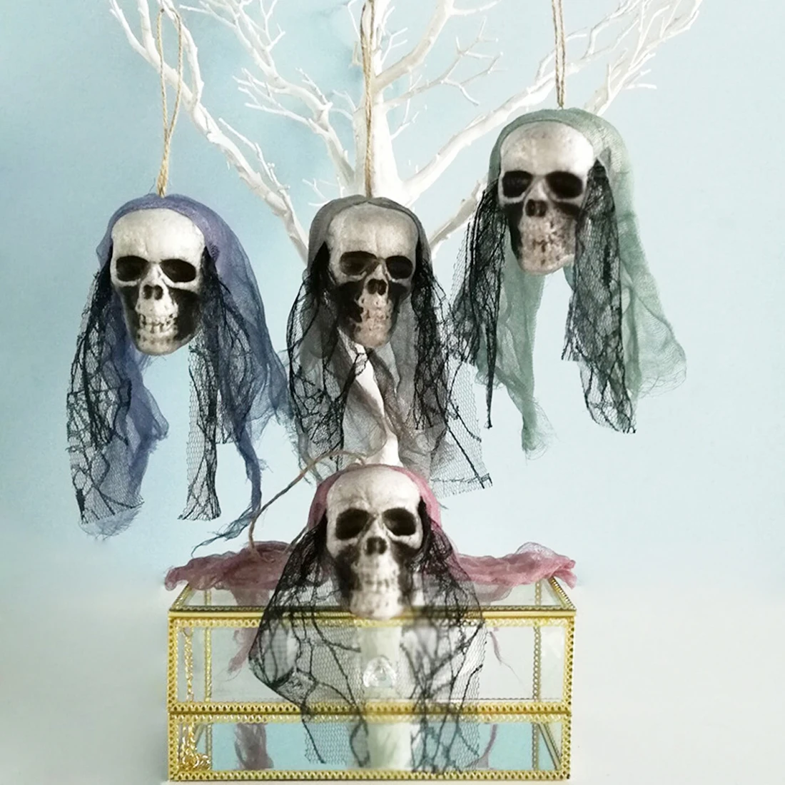 1Pc Creepy Artificial Skull Bride Clothes Halloween Decor Bone Head Hanging Home DIY Decorations Festival Party Supplies
1Pc Creepy Artificial Skull Bride Clothes Halloween Decor Bone Head Hanging Home DIY Decorations Festival Party Supplies