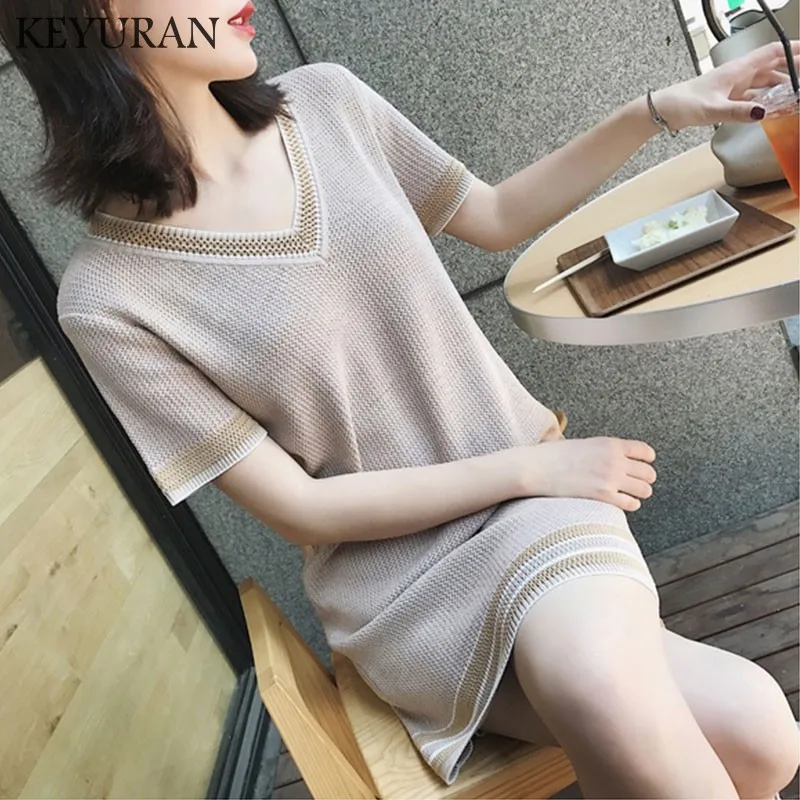 Spring Summer 2019 New Fashion Women Casual Knit Mini Dresses Ladies Lurex V-Neck Striped Female Knitting Short Sleeve Dress
Spring Summer 2019 New Fashion Women Casual Knit Mini Dresses Ladies Lurex V-Neck Striped Female Knitting Short Sleeve Dress