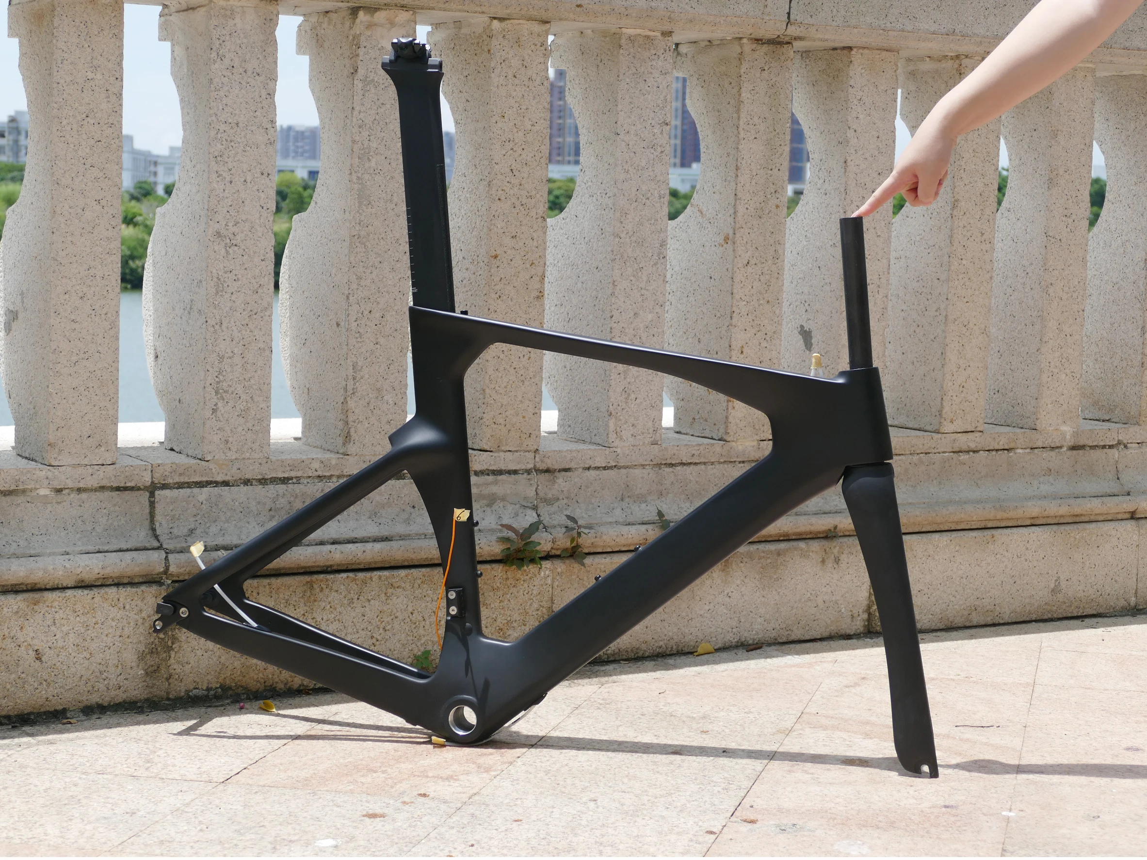 2019" Full Carbon UD Carbon Matt Time Trial Triathlon Bike Frameset Frame Fork Seatpost TT Frame 58cm
2019" Full Carbon UD Carbon Matt Time Trial Triathlon Bike Frameset Frame Fork Seatpost TT Frame 58cm