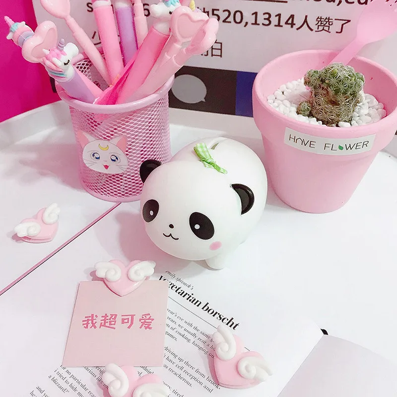Soft Plastic Cute Piggy Bank Money Box Creative Cartoon Cute Doll Room Ornaments Photo Props Gift Home Decoration Accessories
Soft Plastic Cute Piggy Bank Money Box Creative Cartoon Cute Doll Room Ornaments Photo Props Gift Home Decoration Accessories