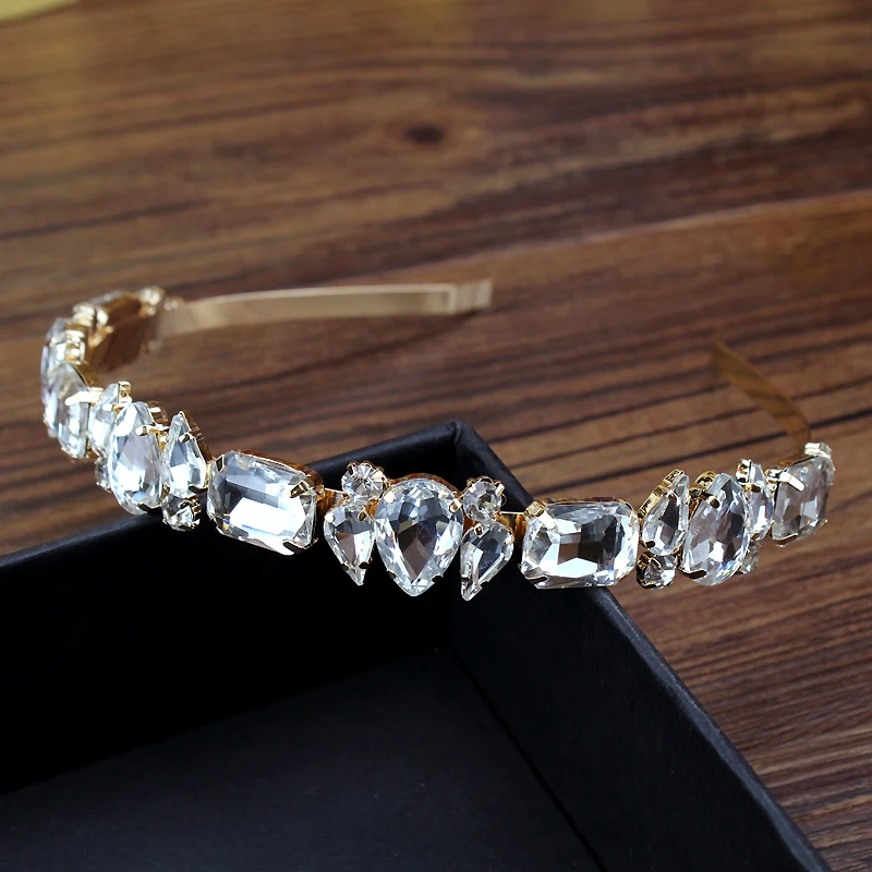 Fashion Charm Crystal Baroque Headband Flower Crown Pearls Tiara Headwear For Women Wedding Hair Accessories Jewelry Party Gift 
Fashion Charm Crystal Baroque Headband Flower Crown Pearls Tiara Headwear For Women Wedding Hair Accessories Jewelry Party Gift