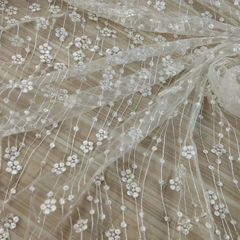 2Yards Cloth White Flower Embroidered Tulle Mesh Lace Fabric For Sewing Accessories Embroidery Trim Beautiful Lace Fabric DIY
2Yards Cloth White Flower Embroidered Tulle Mesh Lace Fabric For Sewing Accessories Embroidery Trim Beautiful Lace Fabric DIY
