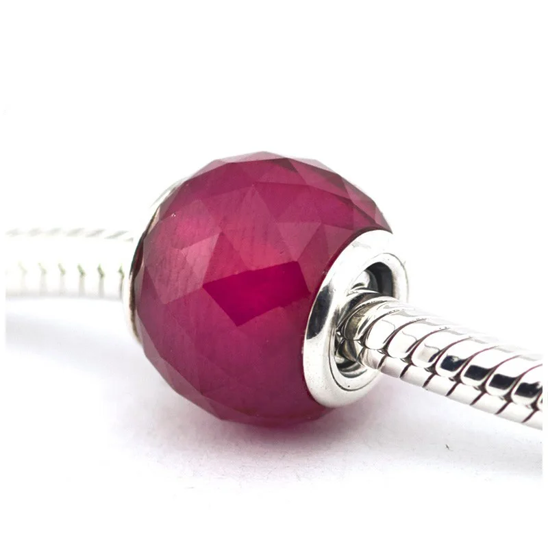 Fits For Pandora Braclets Geometric Facets Charms with Ruby 100% 925 Sterling Silver Beads Free Shipping
Fits For Pandora Braclets Geometric Facets Charms with Ruby 100% 925 Sterling Silver Beads Free Shipping