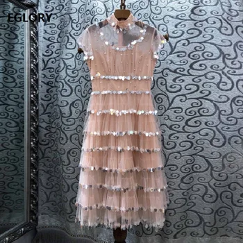 Sequined Dress 2019 Summer Sexy Party Club Dress Women Stand Neck Hand Made Beading Short Sleeve Pink Grey Mesh Dress Festival
Sequined Dress 2019 Summer Sexy Party Club Dress Women Stand Neck Hand Made Beading Short Sleeve Pink Grey Mesh Dress Festival