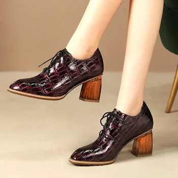 MLJUESE 2020 women pumps cow leather autumn spring wine red color pointed toe high heels lady shoes party dress size 34-42
MLJUESE 2020 women pumps cow leather autumn spring wine red color pointed toe high heels lady shoes party dress size 34-42