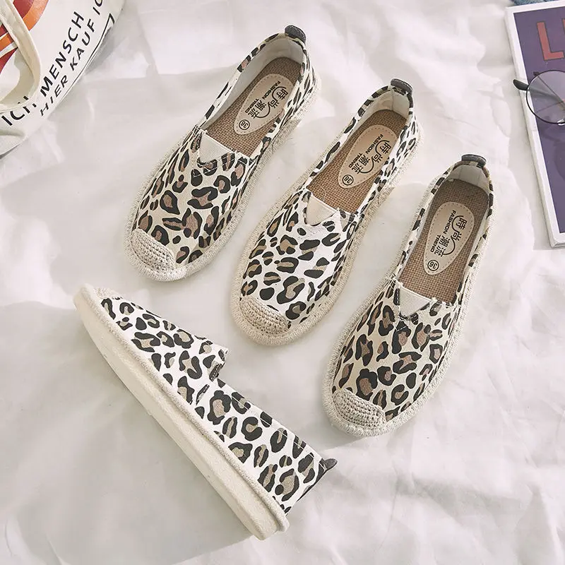 Woman Leopard Espadrilles Brand Designer Women Ventilation Fisherman Slip-on Casual Loafers Flats Comfortable Casual Shoes2019
Woman Leopard Espadrilles Brand Designer Women Ventilation Fisherman Slip-on Casual Loafers Flats Comfortable Casual Shoes2019