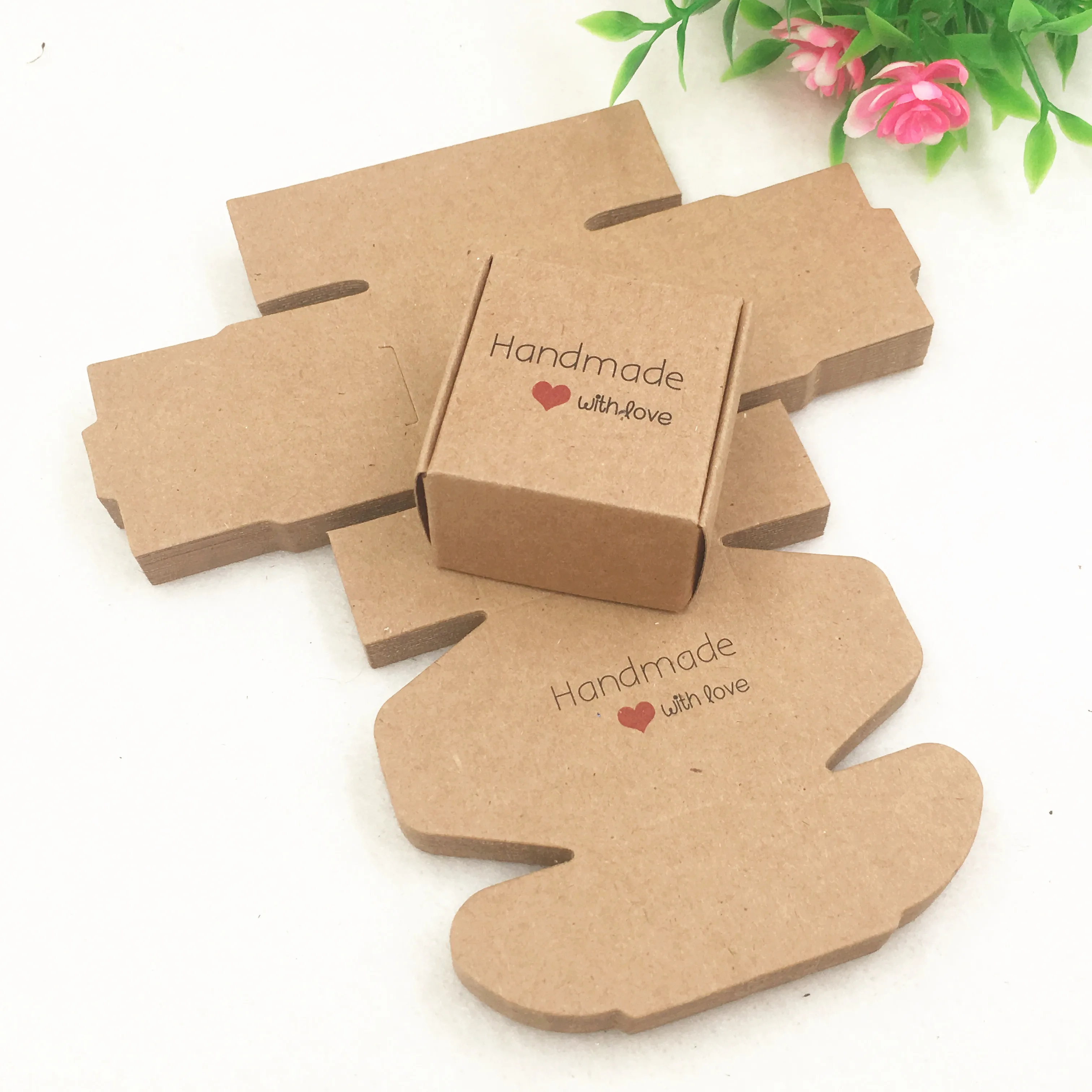 100pcs Two size Kraft Gift Boxes Handmade Soap Packing Box Sock packing Box Colorful Blank Cardboard Airplane Carton
100pcs Two size Kraft Gift Boxes Handmade Soap Packing Box Sock packing Box Colorful Blank Cardboard Airplane Carton