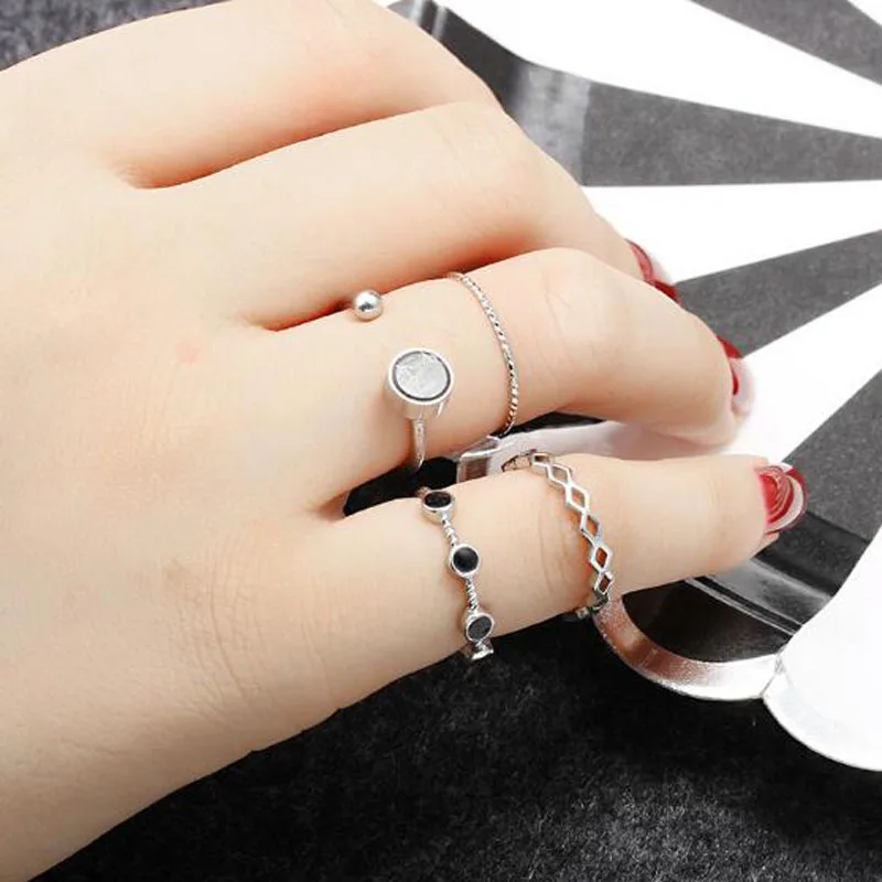 Xuben 4pc/set Black beads water ripples open silver ring simple wind four piece combination tail ring
Xuben 4pc/set Black beads water ripples open silver ring simple wind four piece combination tail ring